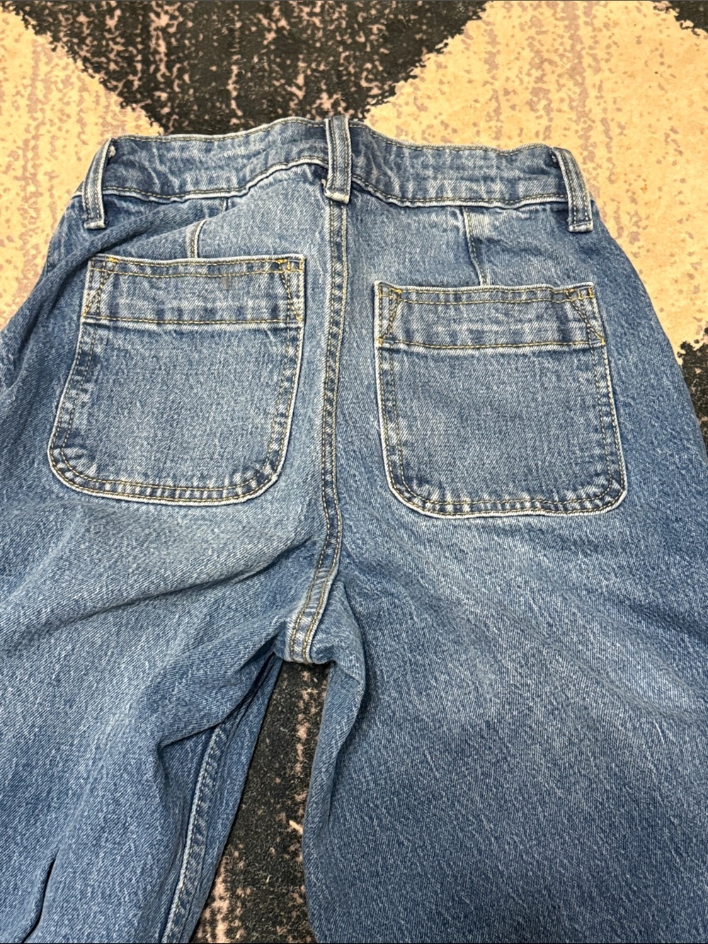 High-Rise Flare Wide-Leg Jeans in Medium Blue - Picture 4 of 4